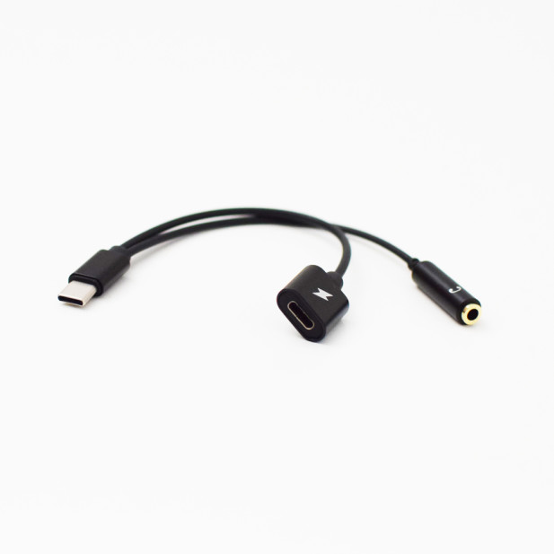 Type-C,  2in1, töltés és fülhallgató egyesítő (KY-174)