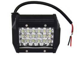 Gépjárműre való LED munkalámpa, reflektor / 72W