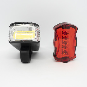 LED-es kerékpár lámpa szett / első és hátsó / elemes (16768)