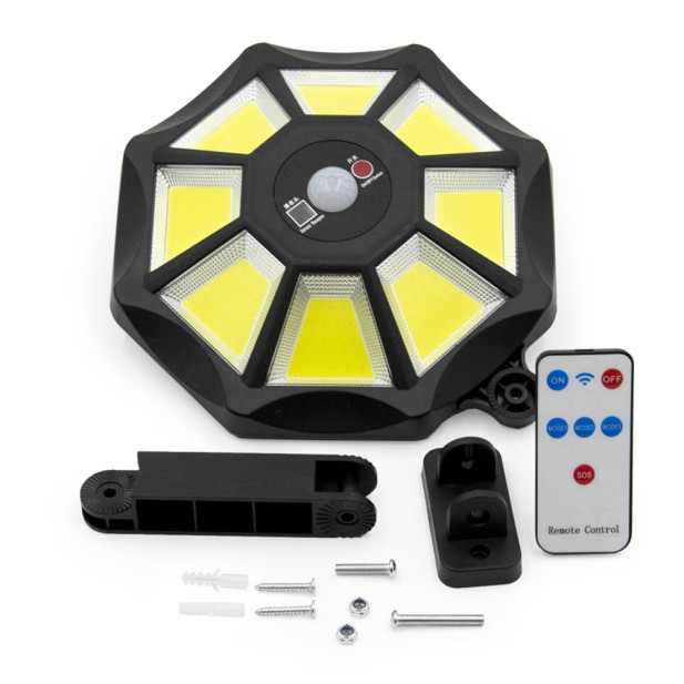 Kültéri solar LED körlámpa / mozgásérzékelő,  beépített napelem