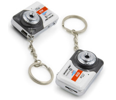Mini HD fényképezőgép kulcstartóval és TF kártya támogatással