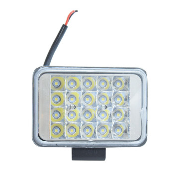 Gépjárműre való LED munkalámpa, reflektor / 60W