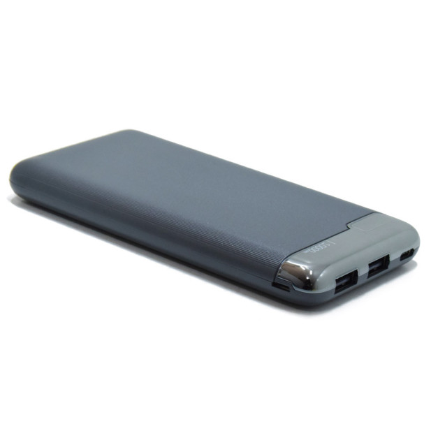 10.000 mAh PowerBank - 2 db USB, 1 db Type-C és 1 db Micro USB csatlakozó