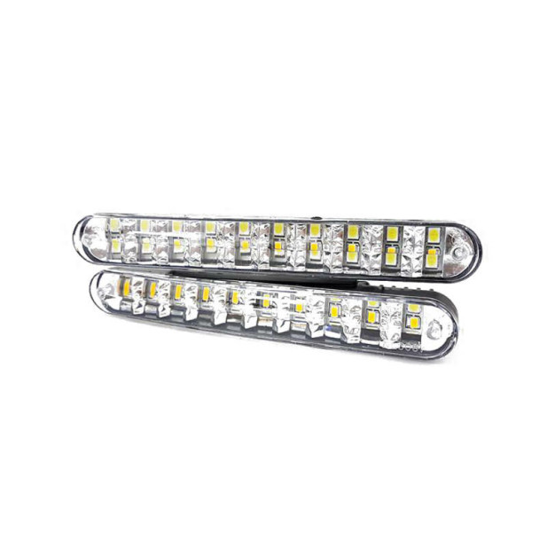 Univerzális autós LED nappali menetfény, DRL, 2x8W, E4 jelöléssel