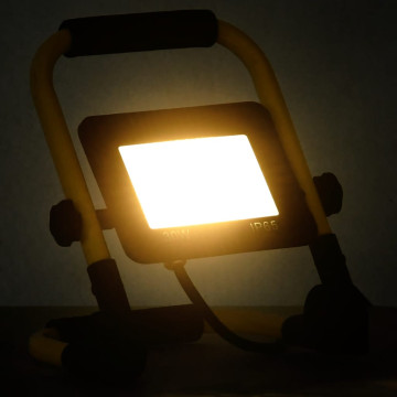 Meleg fehér fényű fogantyúval ellátott LED-es reflektor 30 W - utánvéttel vagy ingyenes szállítással