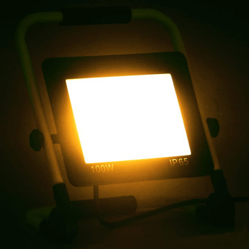 Meleg fehér fényű fogantyúval ellátott LED-es reflektor 100 W - utánvéttel vagy ingyenes szállítással