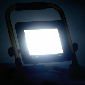 Hideg fehér fényű fogantyúval ellátott LED-es reflektor 50 W - utánvéttel vagy ingyenes szállítással