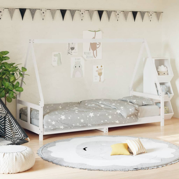 Fehér tömör fenyőfa gyerekágykeret 80 x 200 cm - utánvéttel vagy ingyenes szállítással