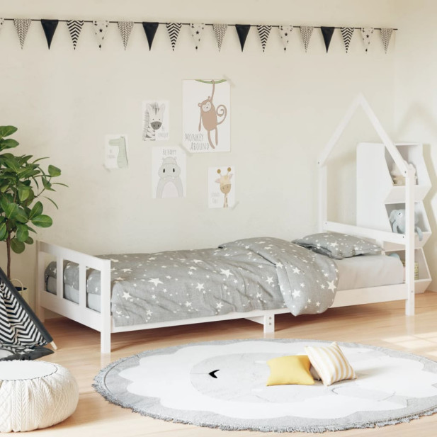 Fehér tömör fenyőfa gyerekágykeret 90 x 200 cm - utánvéttel vagy ingyenes szállítással