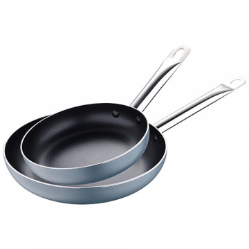Bergner 2 részes indukciós serpenyő szett (20+28CM)