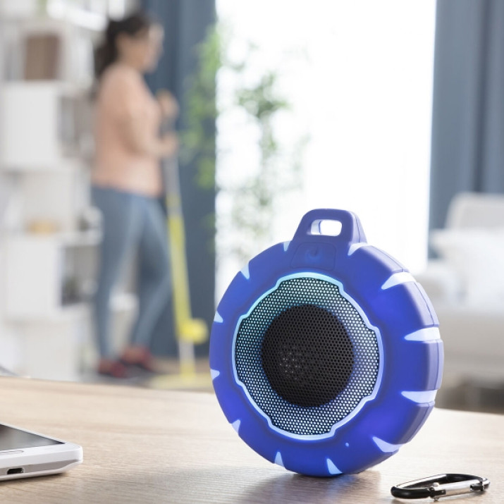 InnovaGoods Floaker Vízen lebegő vezeték nélküli hangszóró LED fényekkel